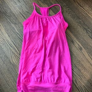 Lululemon hot pink size 4 shelf bra exposed on sides blousy tank